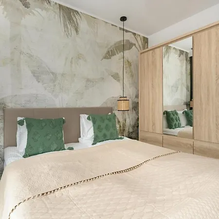 Tasteful Beige With Parking By Renters