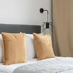Tasteful Beige With Parking By Renters Apartment *