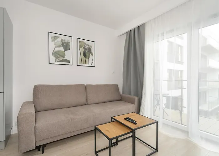 Tasteful Beige With Parking By Renters Apartment