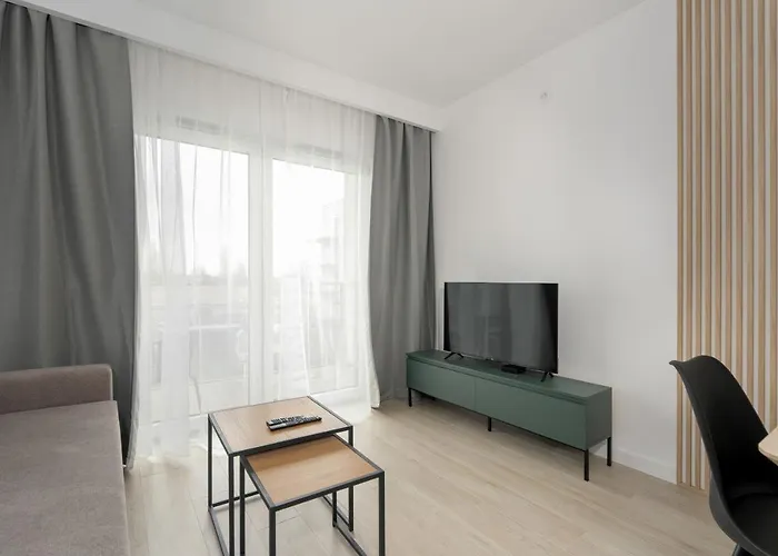 Apartment Tasteful Beige With Parking By Renters Poznan